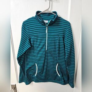 Columbia fleece 1/2 zip up, sz medium, excellent condition